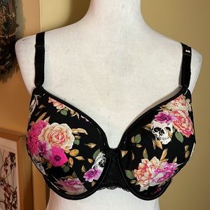 TORRID CURVE Size 44B Lightly Lined Full Coverage Underwire Scull & Rose $54 NEW